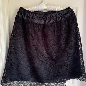 Lace black skirt